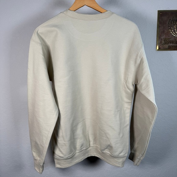 Gildan Heavy Blend Beige Floral Cross Stitch Graphic Crewneck Sweatshirt Small - Picture 11 of 11